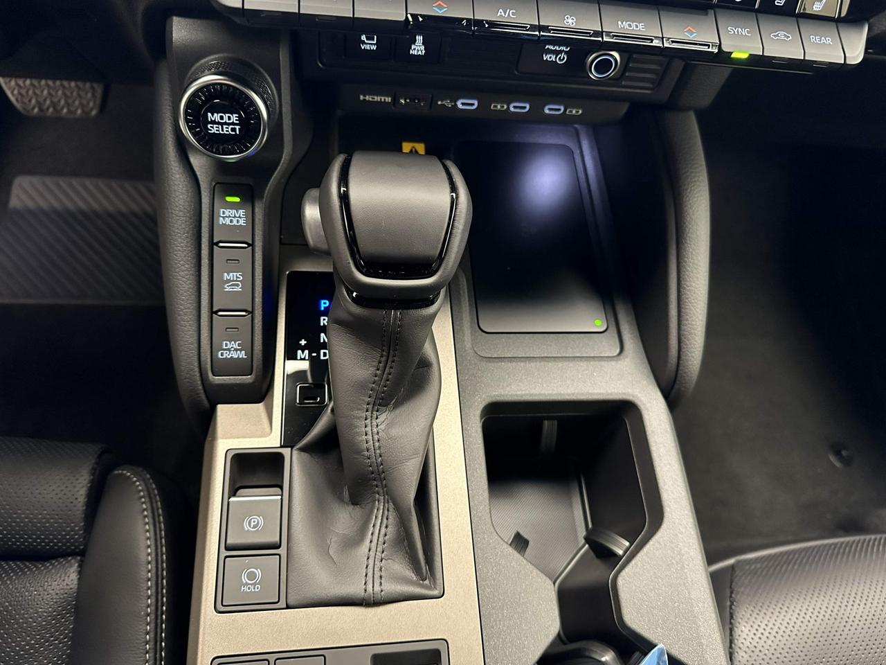 Toyota Land Cruiser 2.8 d-4d First Edition awd au