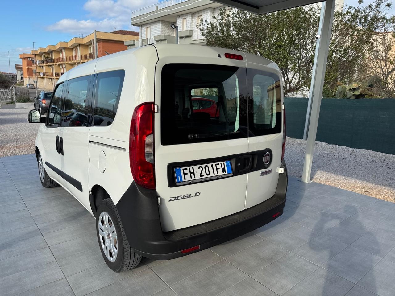 Fiat Doblo 1.3 MJT 5 POSTI AUTOCARRO