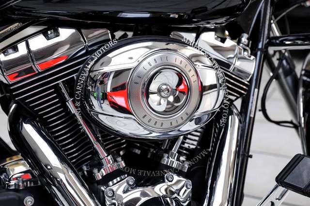 Harley-Davidson Road King SCARICO VANCE&HINES|CRUISE|PARABREZZA|BORSE