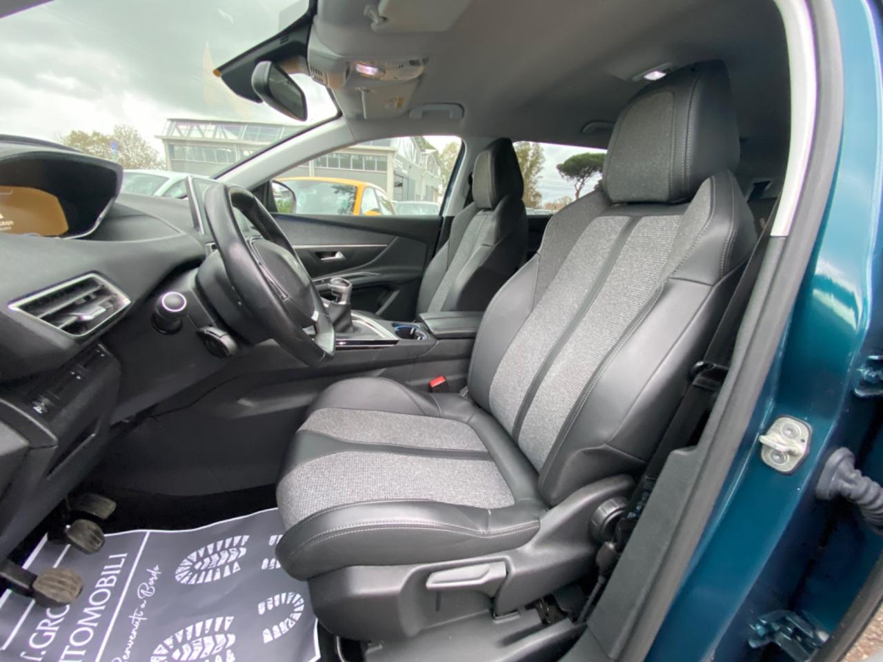 Peugeot 5008 BlueHDi 130 Allure