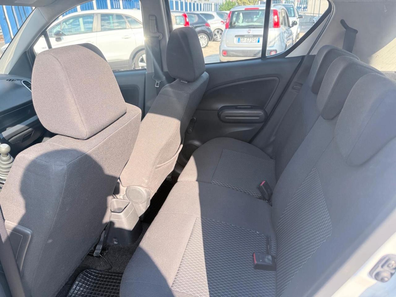 Suzuki Splash 1.0 VVT GL