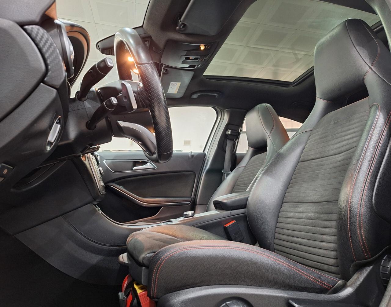 Mercedes A 200 d Aut Premium AMG Night Edition