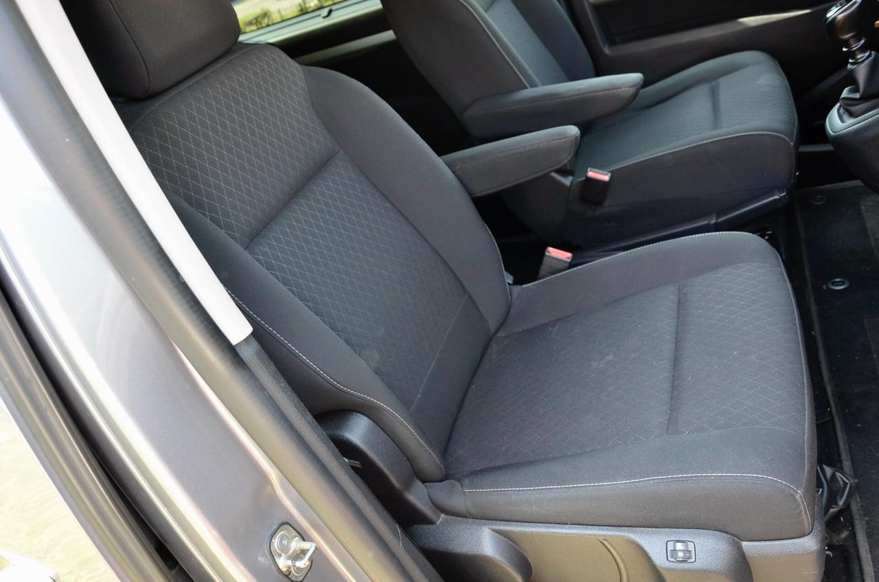 OPEL ZAFIRA 1.5d BUSINESS 120cv PM 8 POSTI, IVA SUL 100%, UNICOPROPRIETARIO, UFF ITALIANA, EURO 6D, RETROCAMERA, PERMUTE