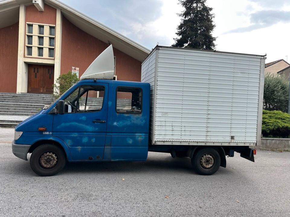 Mercedes Sprinter cassone centinato 7 posti