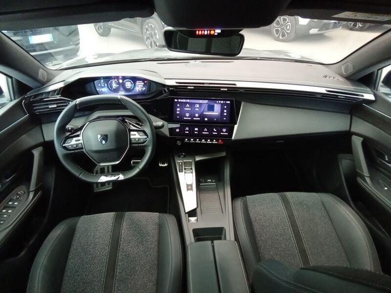 Peugeot 408 GT Hybrid 225 e-EAT8 S&S aut.