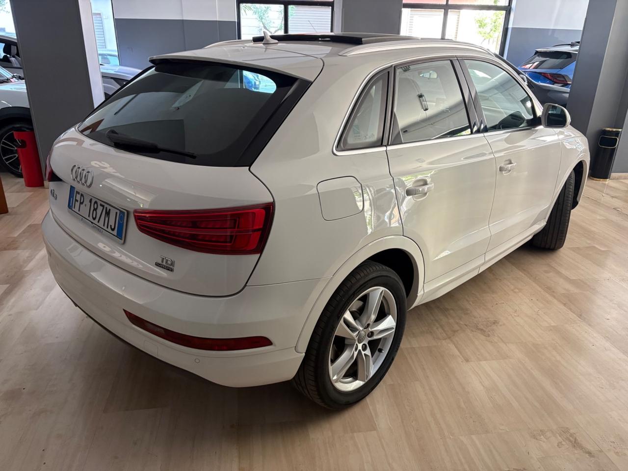 Audi Q3 2.0 TDI 150 CV quattro S tronic Sport