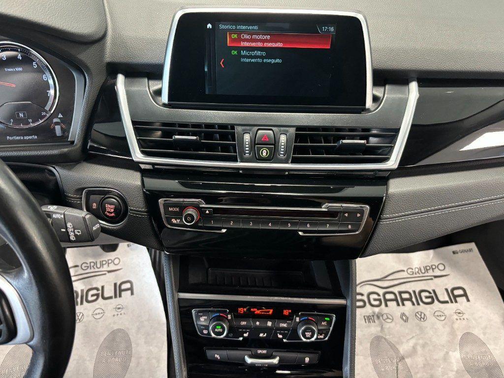 BMW 216 i Gran Tourer Advantage Full Optional