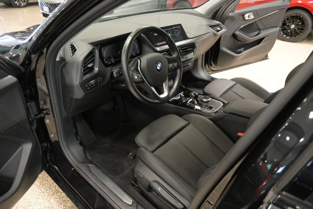 BMW 118i 136CV SPORT EDITION *2024