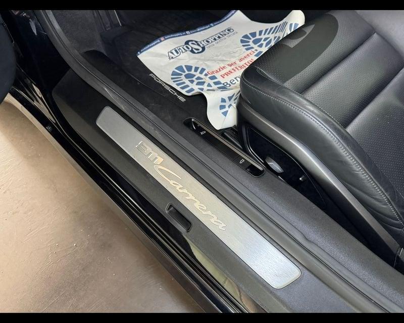 Porsche 911 (992) Carrera