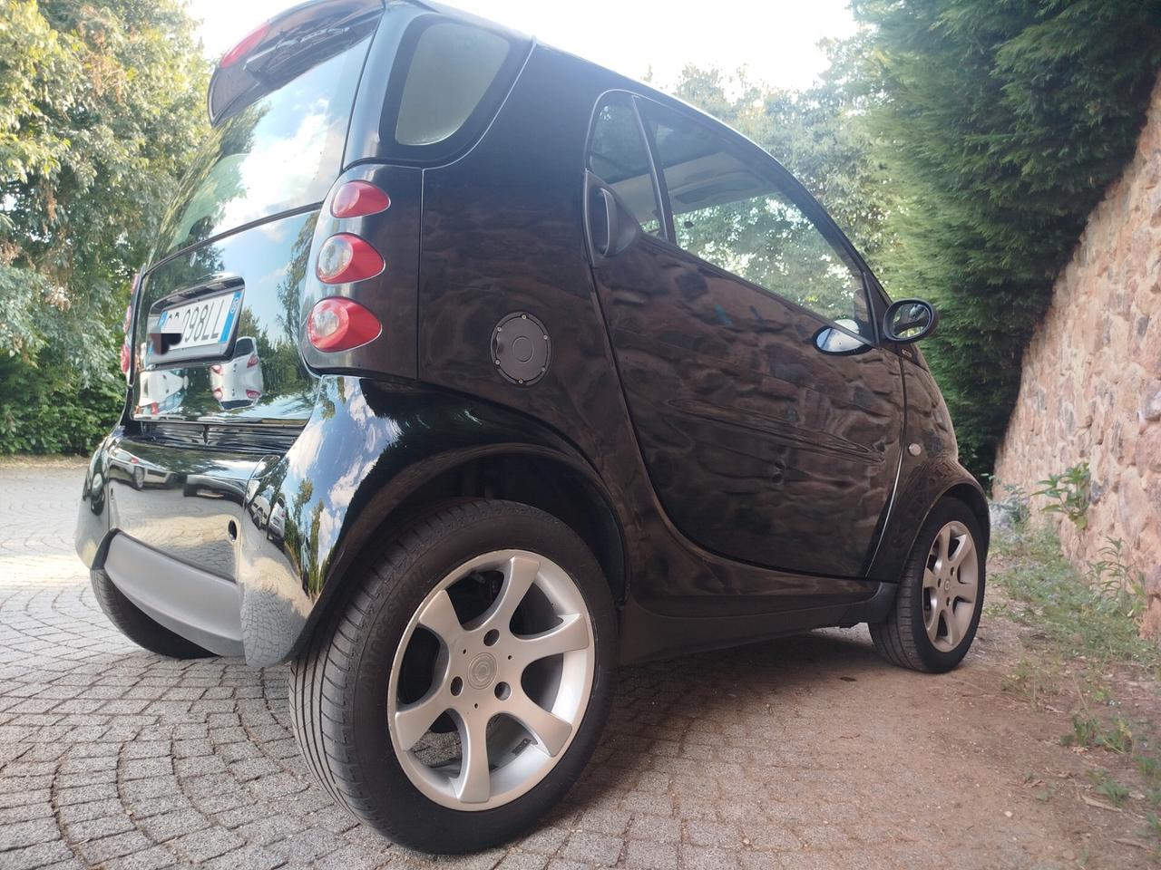 Smart ForTwo 700 coupé passion (45 kW)