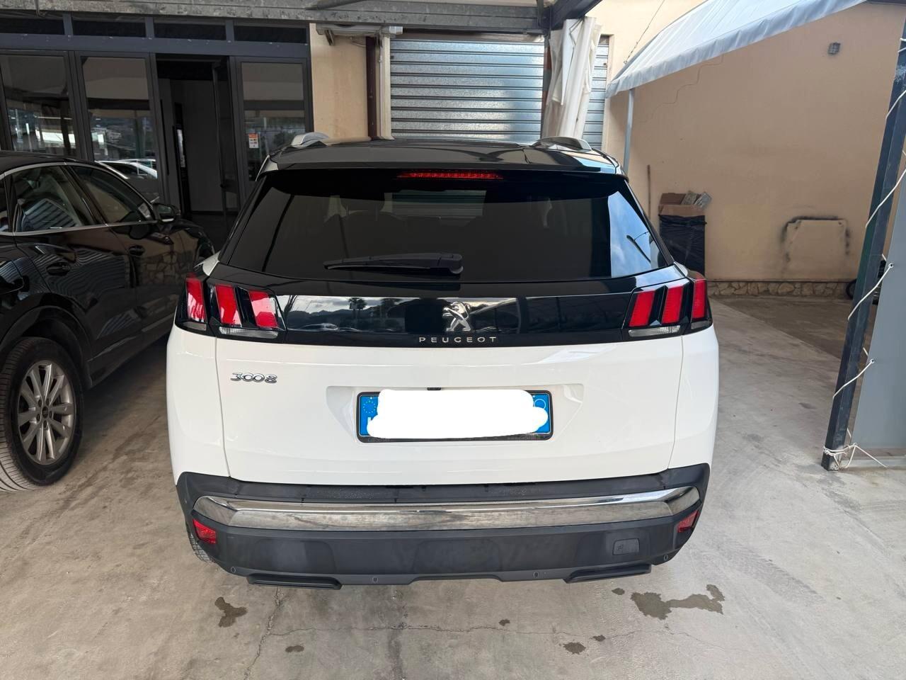 Peugeot 3008 2019 Allure 1.5 130CV Castelletto Modificato