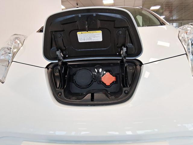 NISSAN Leaf Acenta 30KWh