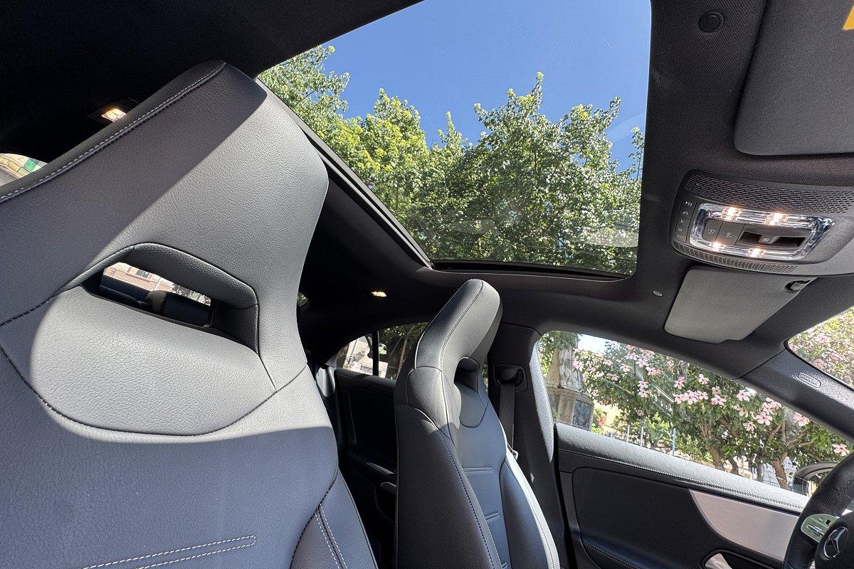 MERCEDES CLA 200 d Premium