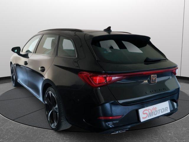 CUPRA Leon Sportstourer 1.5 Hybrid 150 CV DSG