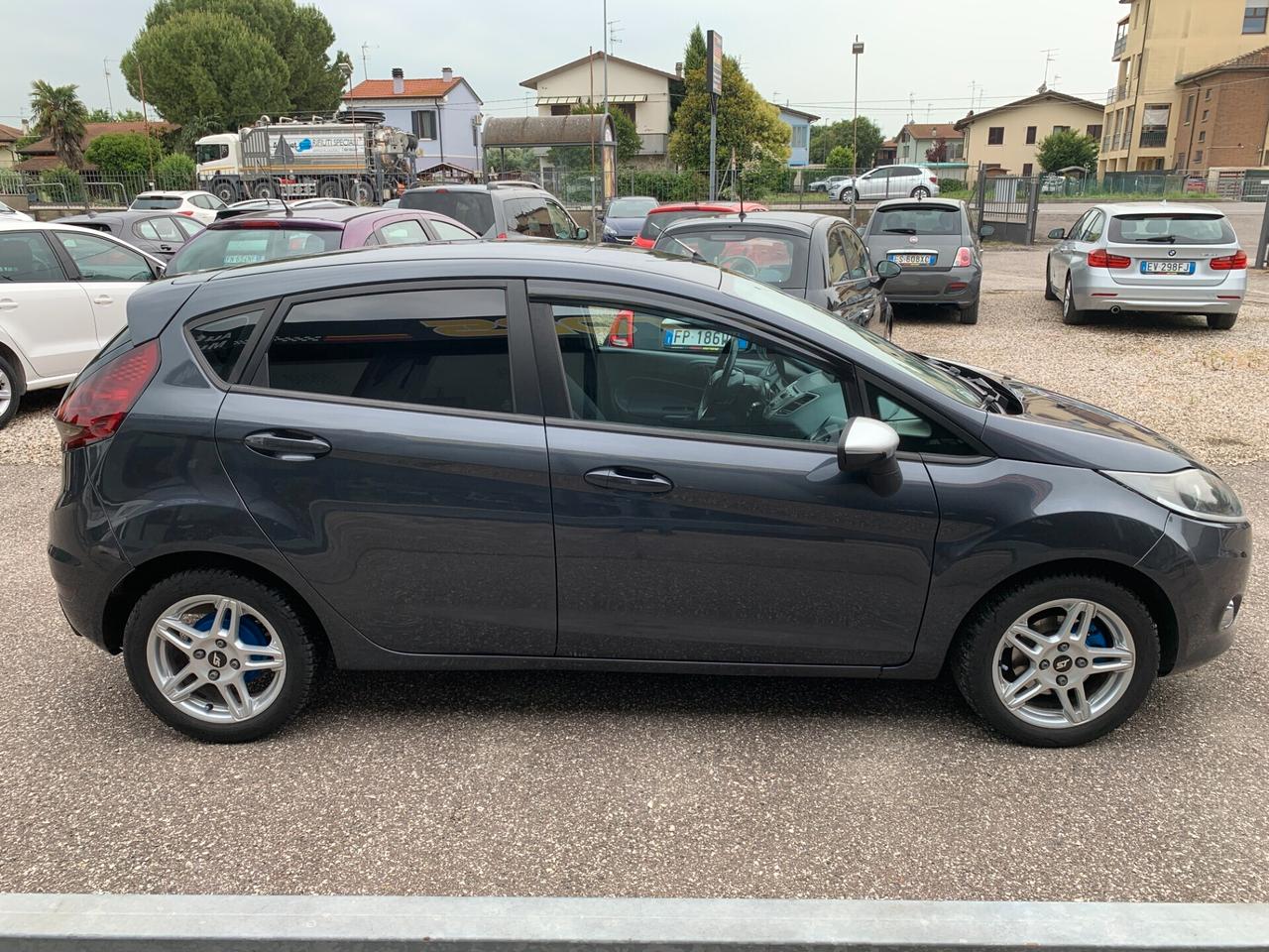 Ford Fiesta 1.4 TDCi 5p. X NEOPATENTATI