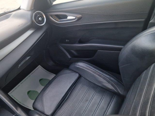 ALFA ROMEO Giulia 2.2 Turbodiesel 210 CV AT8 AWD Q4 Veloce