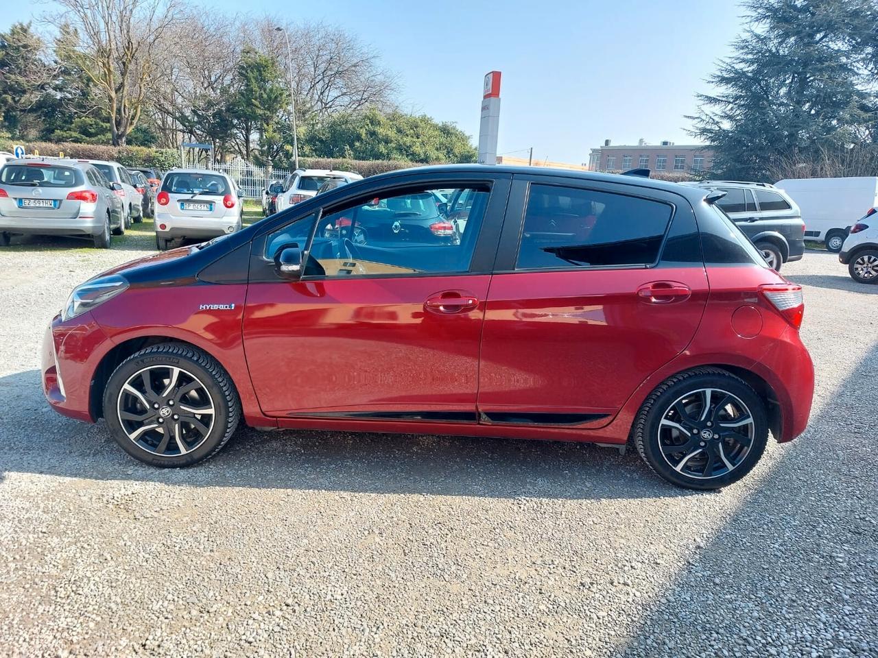 Toyota Yaris Hybrid RED AUTOMATICA KM 910000 12 MESI GAR.