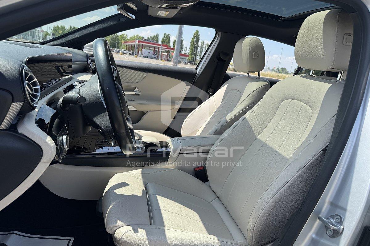 MERCEDES A 180 d Automatic Premium