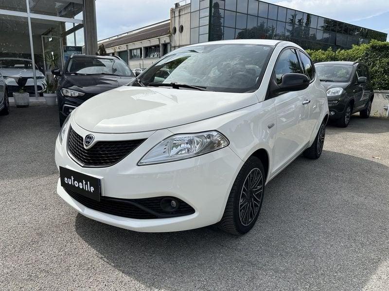 Lancia Ypsilon 1.2 69 CV 5 porte GPL Ecochic Gold
