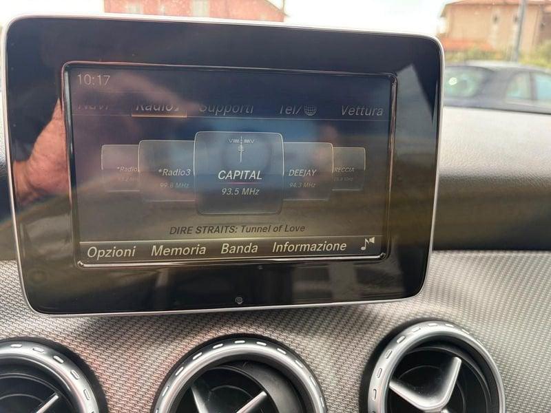 Mercedes-Benz GLA 180 d Business