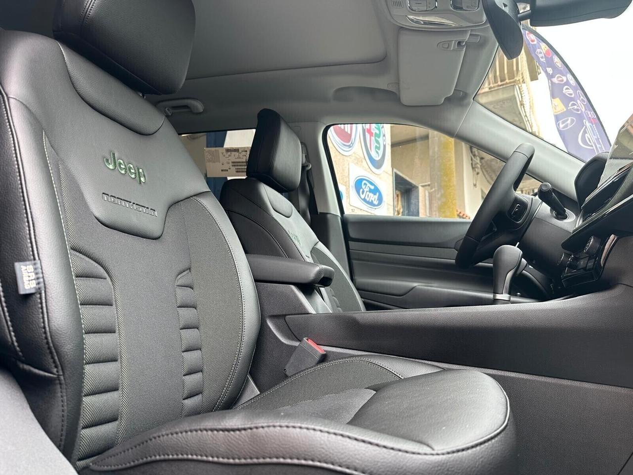 Jeep Compass 1.5 Turbo T4 130 CV MHEV 2WD North Star con tetto in vetro km 0