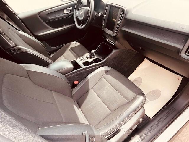 VOLVO XC40 D3 150 CV DIGITAL COCKPIT UNIPRO'