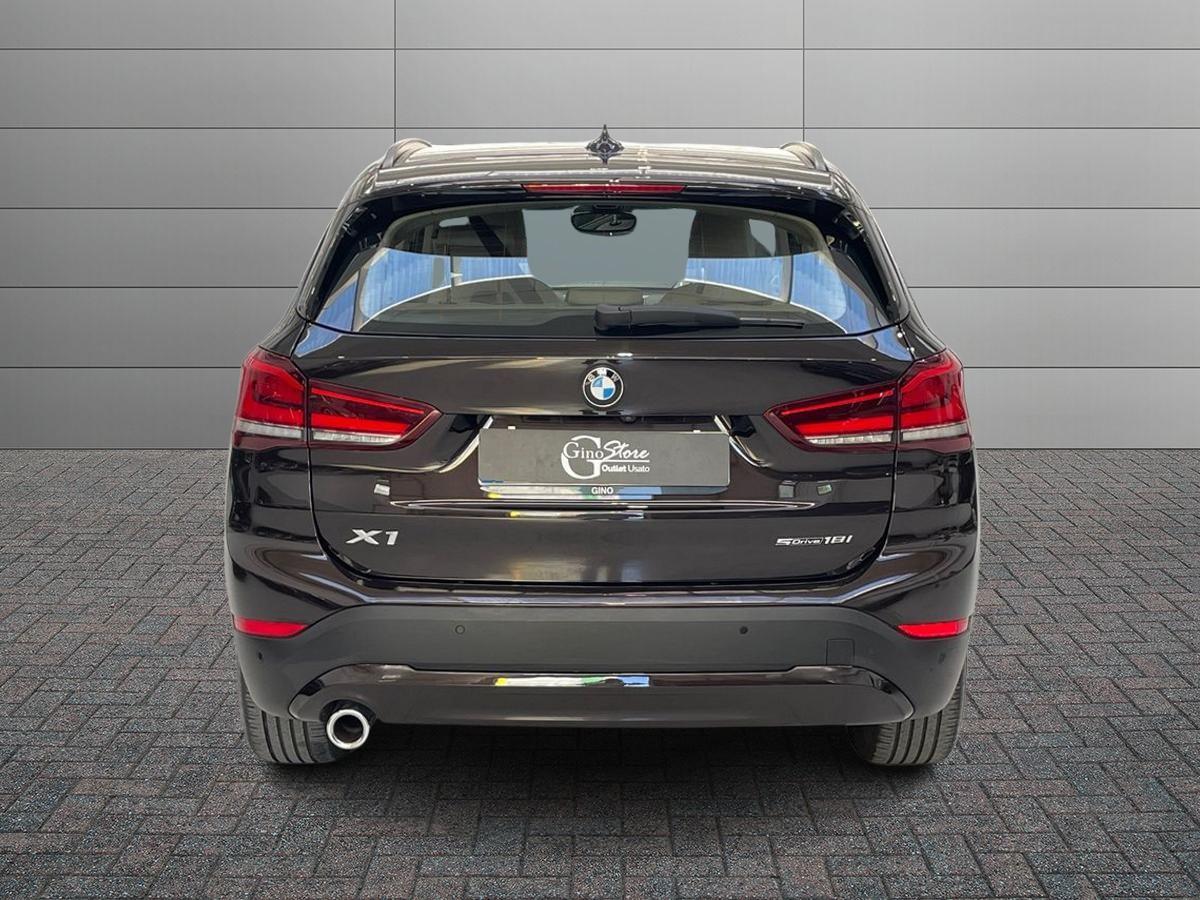 BMW X1 F48 2019 - X1 sdrive18i Advantage 136cv