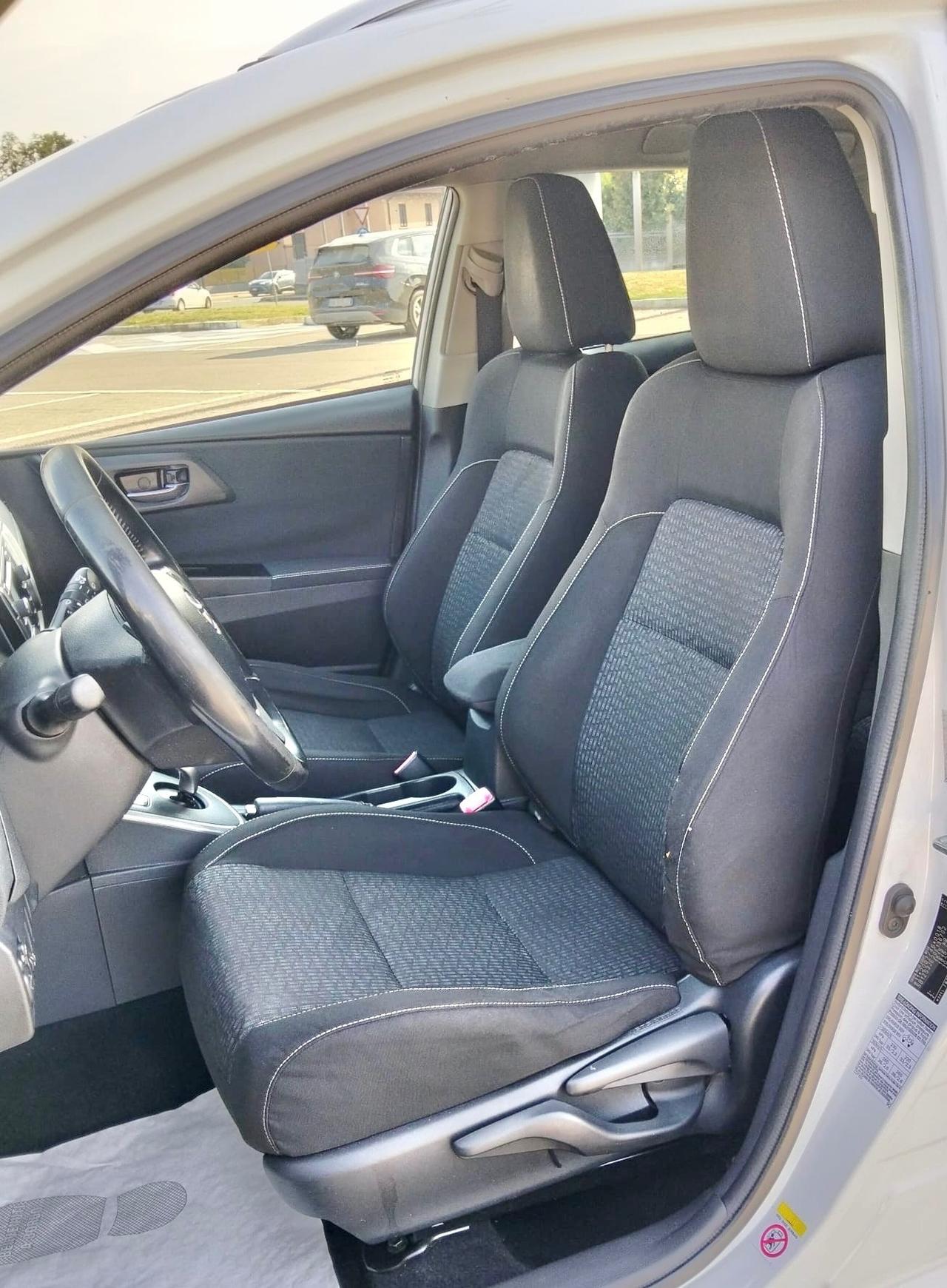 Toyota Auris Touring Sports 1.8 Hybrid Automatic*Navi*Camera