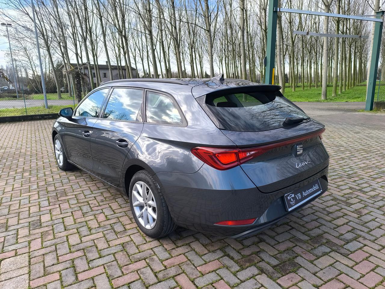 Seat Leon Sportstourer 1.5 TGI DSG Business