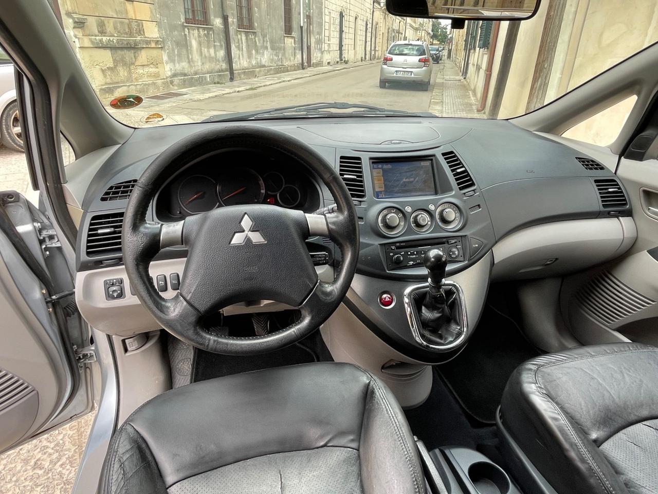 Mitsubishi Grandis 2.0 TDI 7 Posti