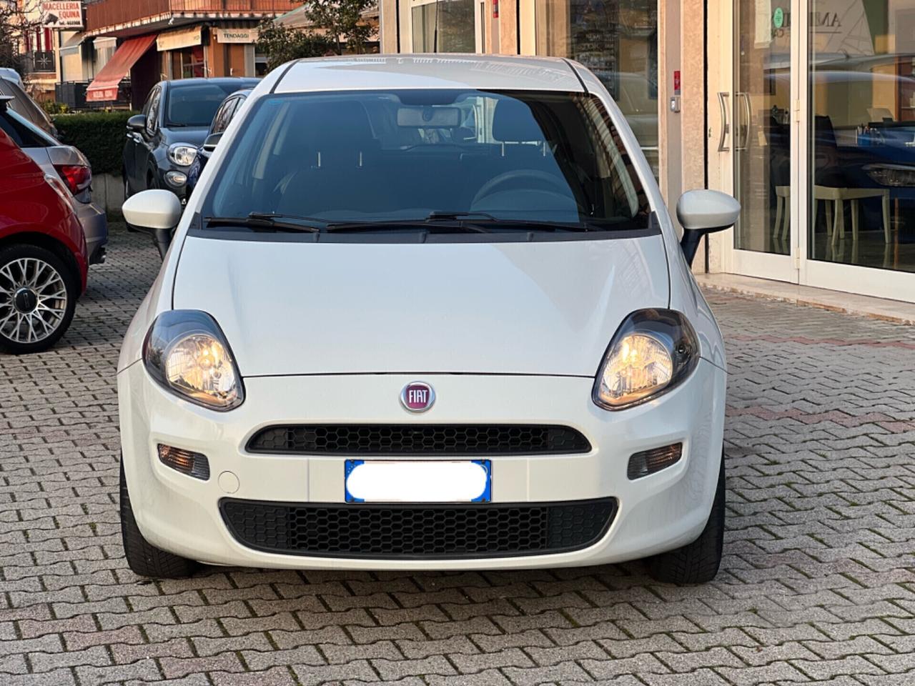 Fiat Punto 1.4 benzmetano ok Neopatentati
