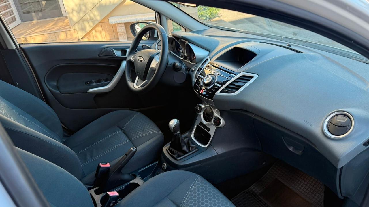 FORD FIESTA 1.4 TITANIUM 5 PORTE GPL 2012