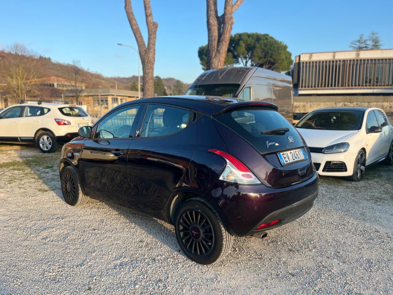 Lancia Ypsilon 1.3 Multijet 110000 km PARI AL NUOVO