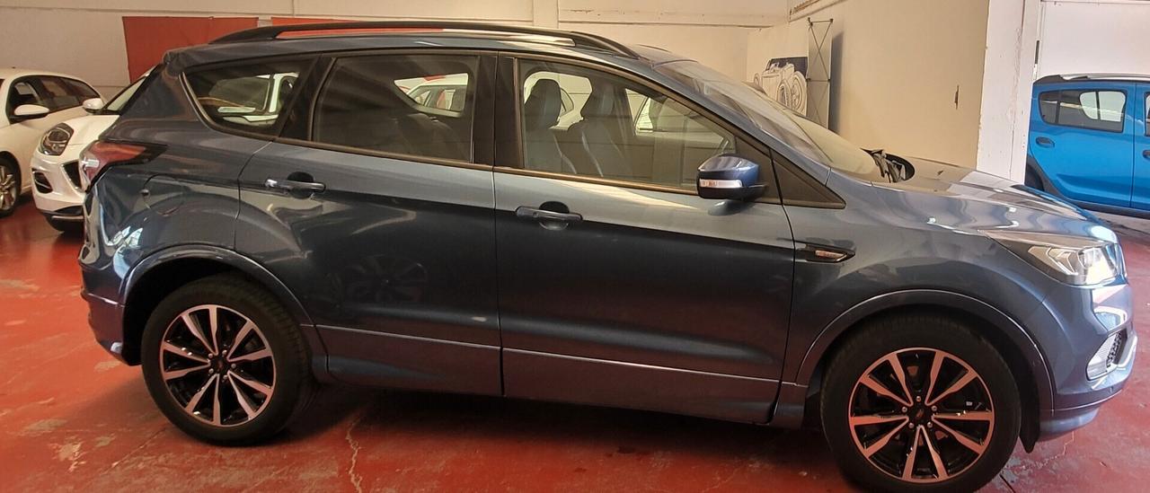 Ford Kuga 1.5 TDCI 120 CV S&S 2WD ST-Line