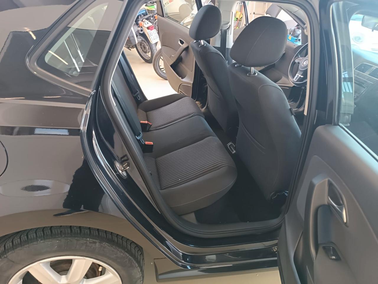 Volkswagen Polo 1.4 DSG 5 porte Highline