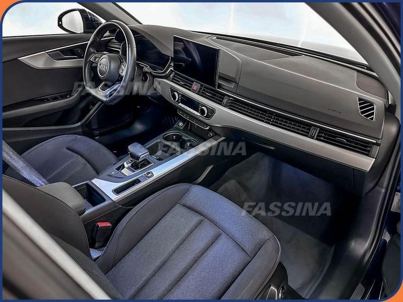 Audi A4 A4 Avant 30 2.0 tdi mhev Business Advanced 136cv s-tronic