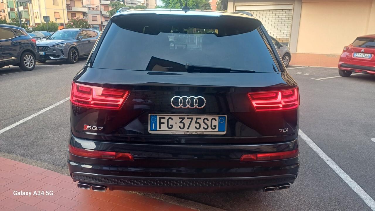 Audi Q7 SQ7 4.0 V8 TDI QUATTRO S-LINE