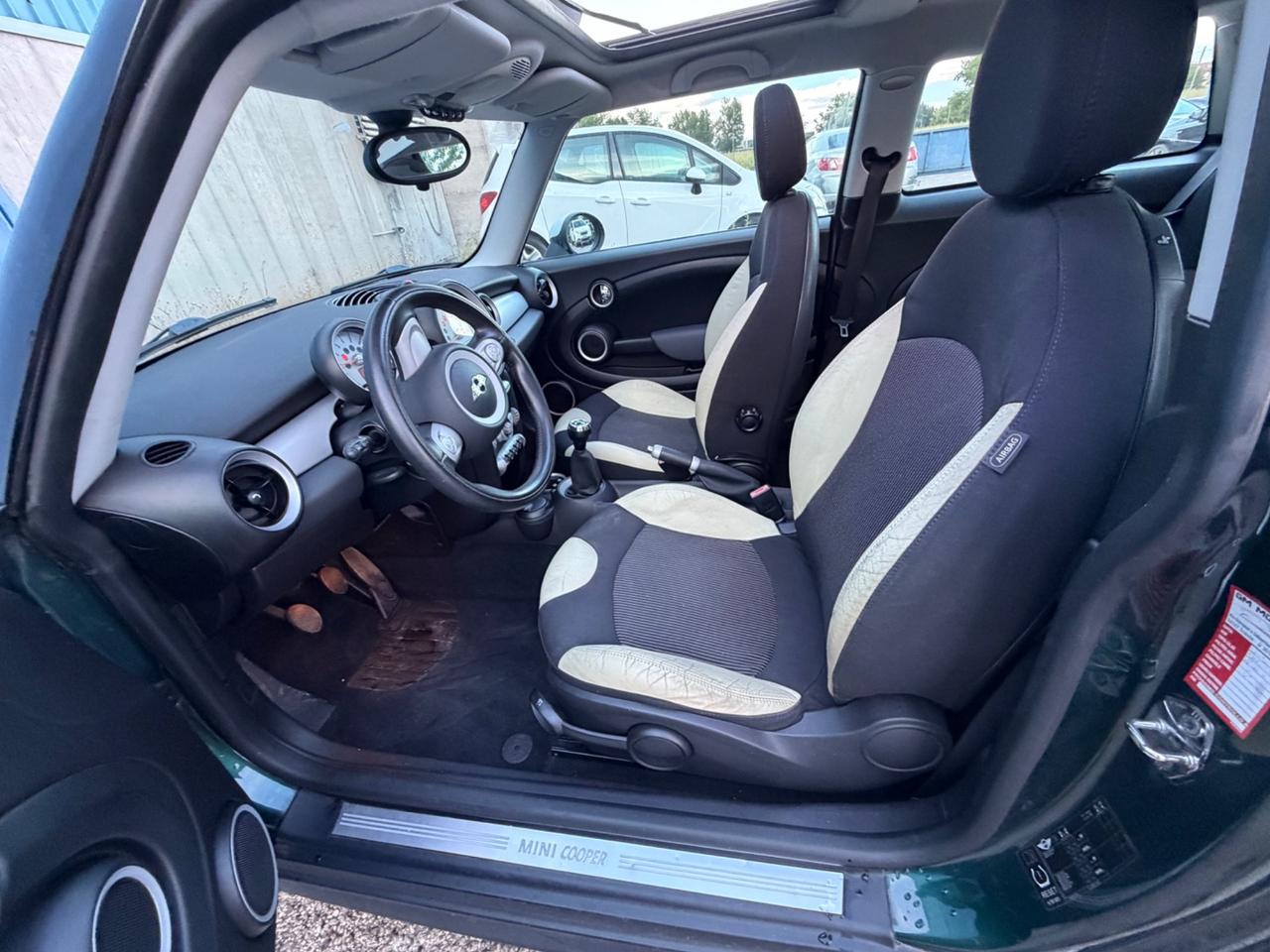 Mini 1.6 16V Cooper