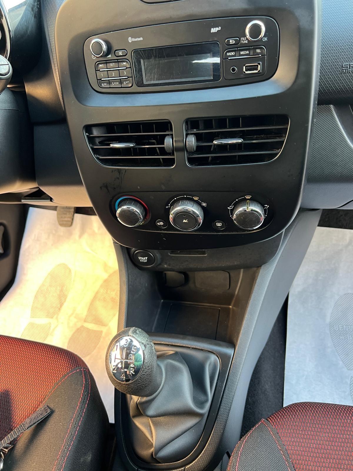 Renault Clio 1.2 75CV GPL 5 porte Live