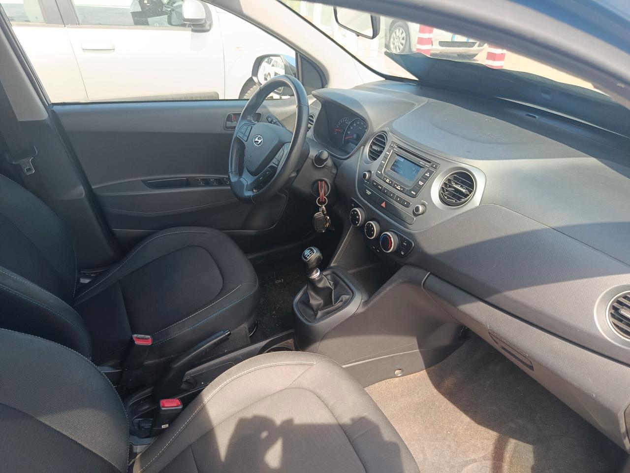 Hyundai i10 1.0 MPI Sound Edition