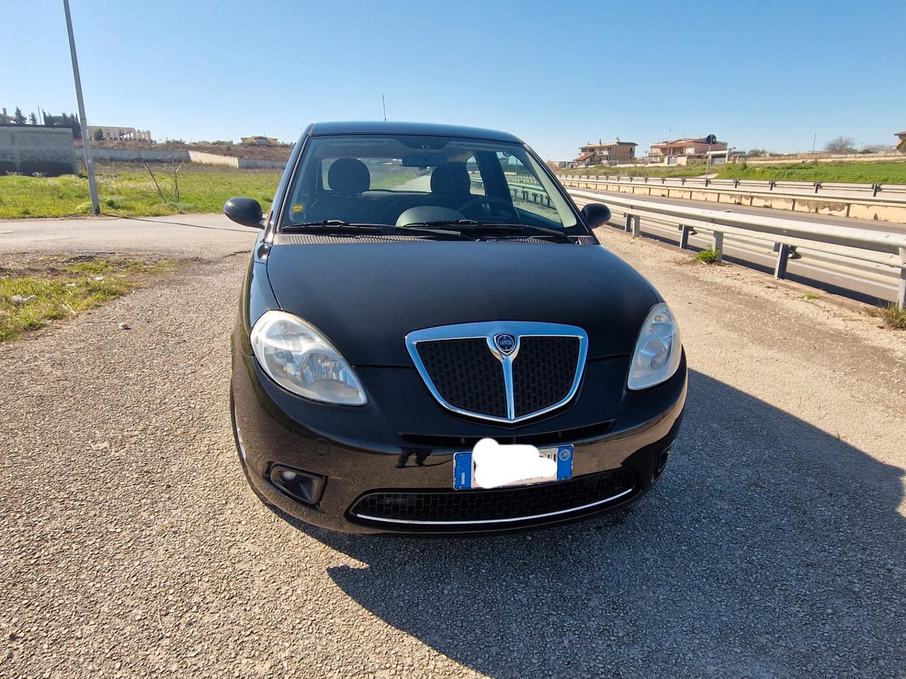 Lancia Ypsilon 1.2 Platino