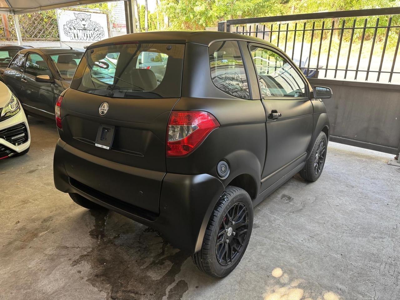 Aixam City Pack Nero Opaco Permute e Trasporto