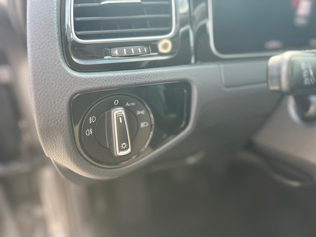 Volkswagen Golf 5p 1.6 tdi Executive 115cv