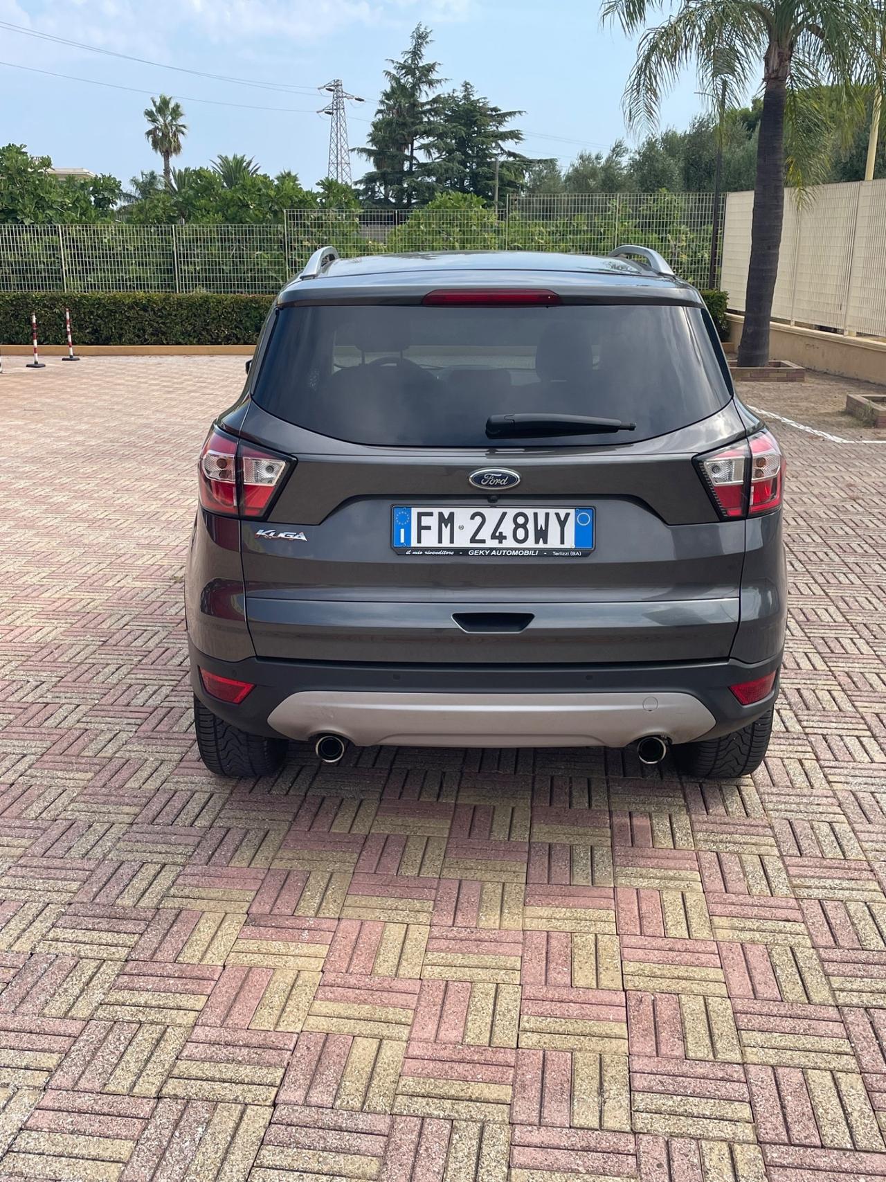 Ford Kuga 1.5 TDCI 120 CV S&S 2WD Powershift ST-Line