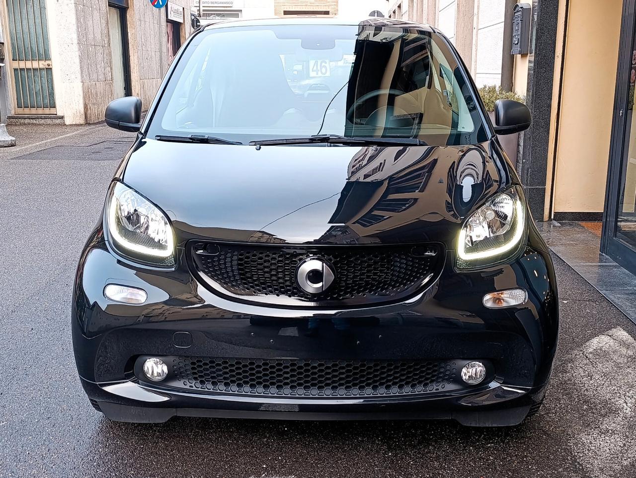 Smart ForTwo 70 1.0 twinamic Passion km 25.741 del 2019