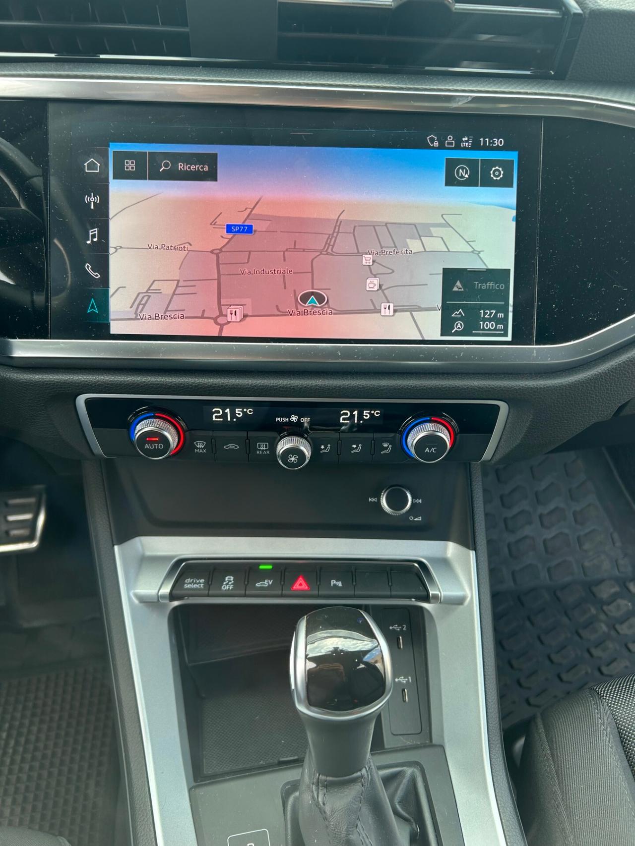 Audi Q3 45 TFSI plug in e S tronic Business unico proprietario