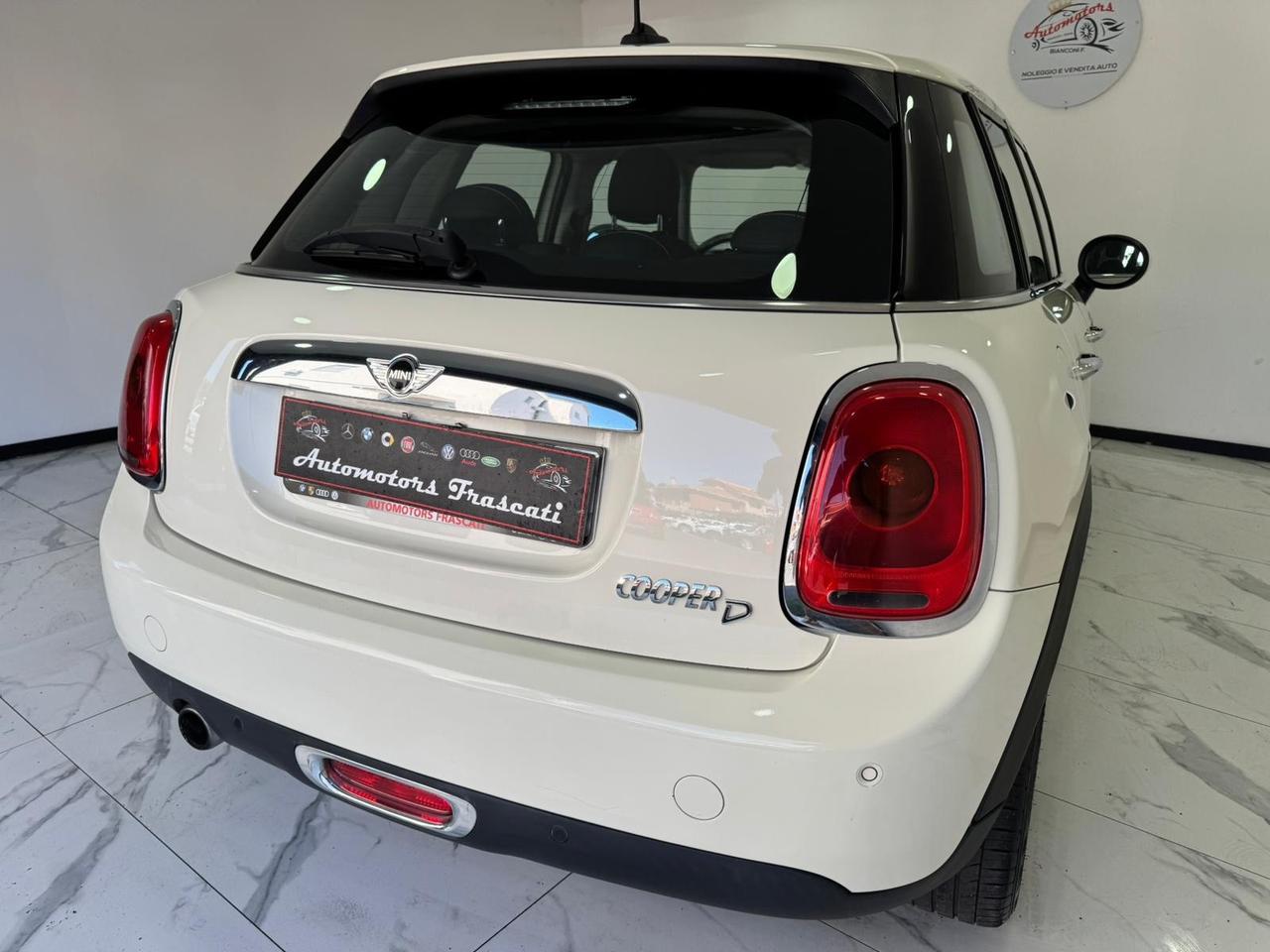 Mini 1.5 Cooper D -5 porte-GARANTITA-TETTO-2017