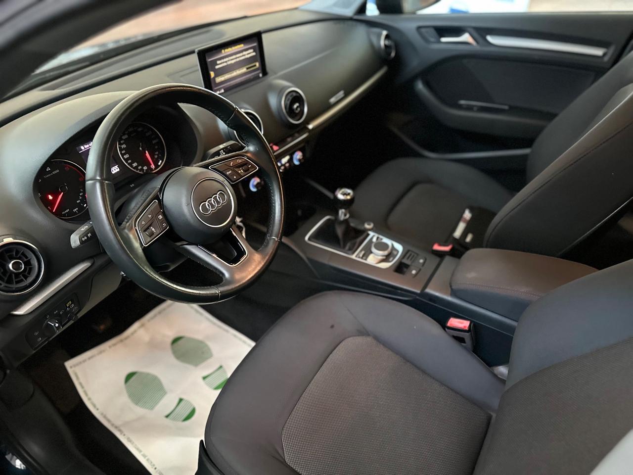 Audi A3 Sedan 1.6 TDI 116 CV/ok neopat/2018