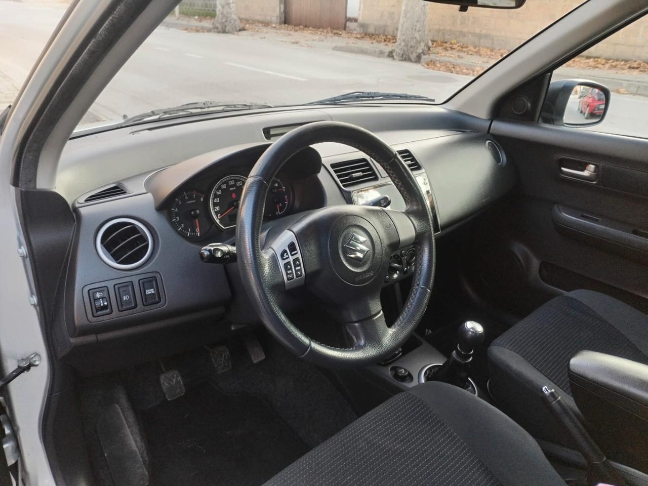 Suzuki Swift 1.3 5p. GL Safety Pack