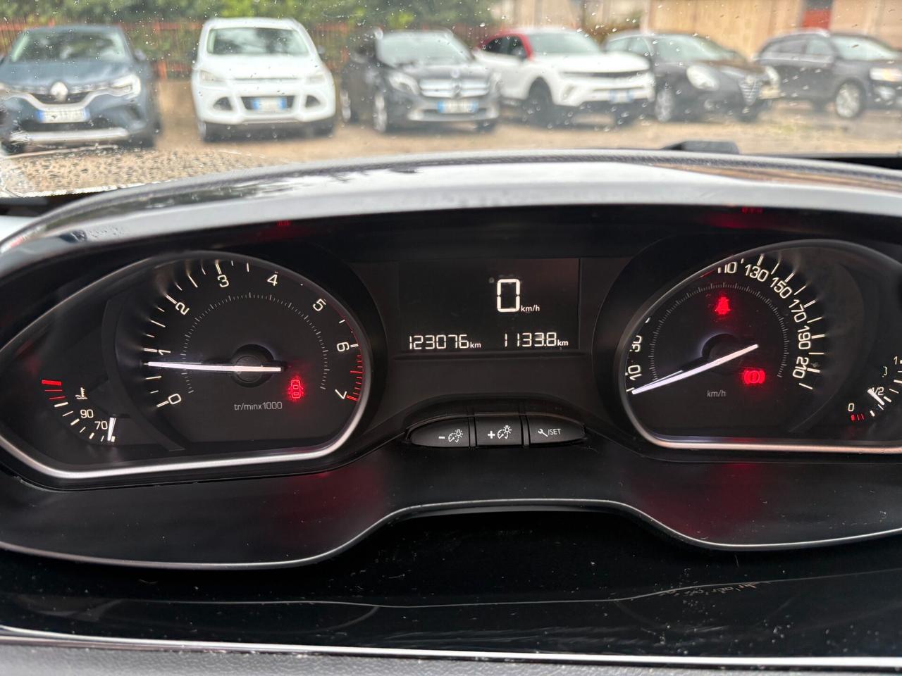 Peugeot 208 PureTech 82 5 porte Active